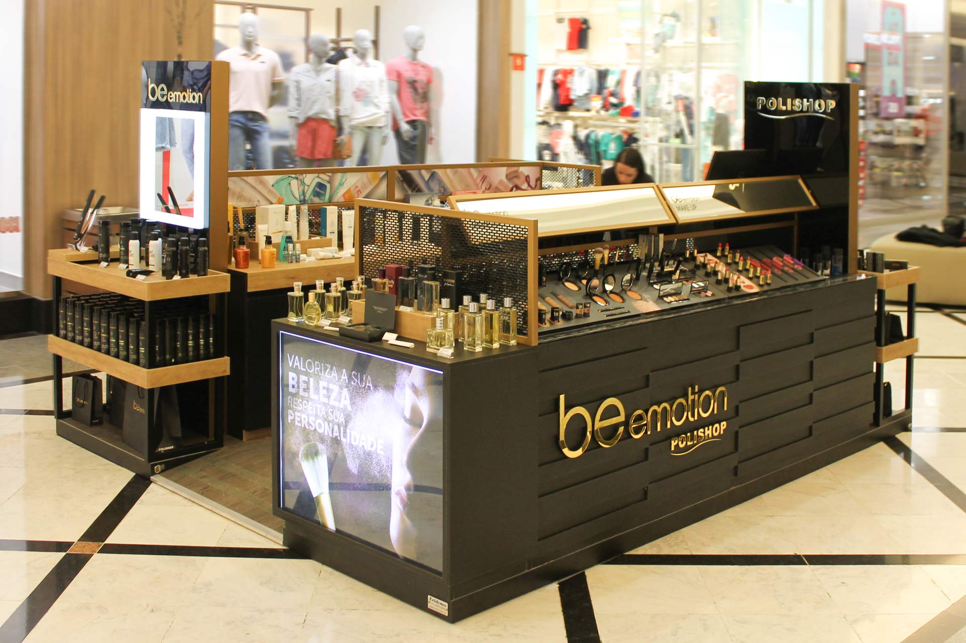 Projeto de loja, quiosque, de produtos de beleza, cabelo e maquiagem, Be Emotion, Polishop.